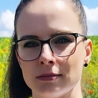 Luxusexemplar Meztelen