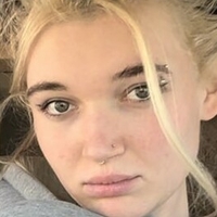 Madi Makoff Meztelen