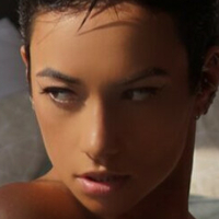 Maira Prestes Meztelen