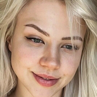 Maji Meztelen