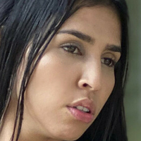 malyia Meztelen