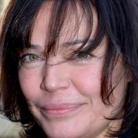 Marianne Denicourt Meztelen