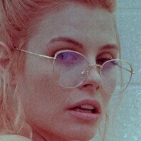 Marilyn Meztelen