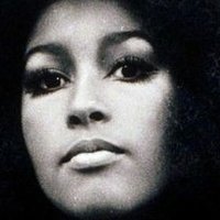 Marsha A. Hunt Meztelen