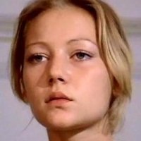 Martine Stedil Meztelen