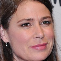 Maura Tierney Meztelen