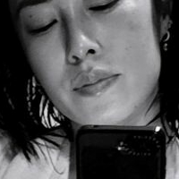 Melissa Leong Meztelen