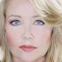 Melody Thomas Scott Meztelen