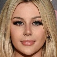 mercedes_blanche Meztelen