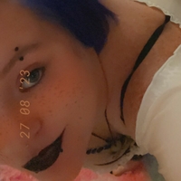 Metalchick112 Meztelen