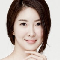 Mi-ru Jang Meztelen