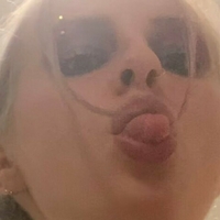 Mia Gladstone Meztelen