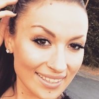 Mia Gucek Meztelen