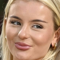 Mia Slater Meztelen