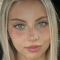 Mia Smith Meztelen
