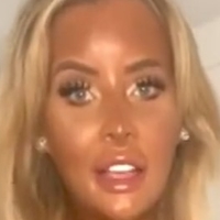 miaoliviaaa1 Meztelen