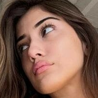 Miavalencia Meztelen