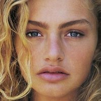 Michaela Bercu Meztelen
