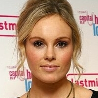 Michelle Dewberry Meztelen