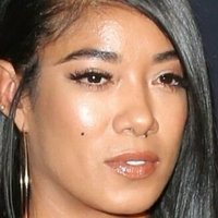 Mila J Meztelen