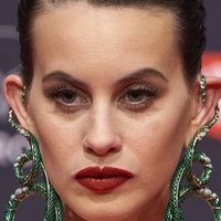 Milena Smit Meztelen