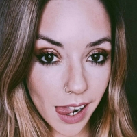 mili_xc Meztelen