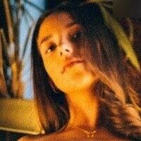 Millie Miles Meztelen