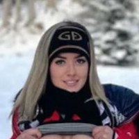 Milou Vanagtmael Meztelen