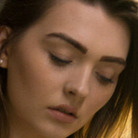 Milton Keynes Meztelen