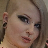 Miss Snow Meztelen