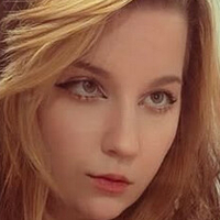 Missy Holly Meztelen