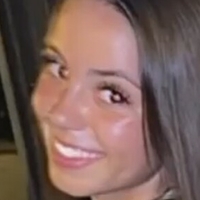 Moira Meztelen