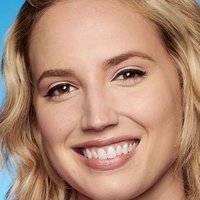 Molly McCook Meztelen
