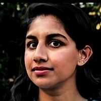 Monica Padman Meztelen