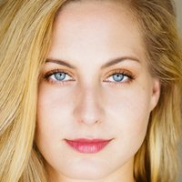Monica Percich Meztelen