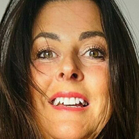 Motherbrooks Meztelen