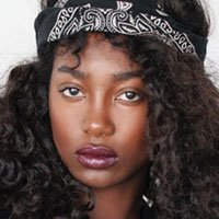 Mouna Traore Meztelen