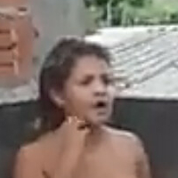 Mulheres Brigando Meztelen