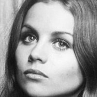 Muriel Catalá Meztelen