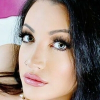 Nadia May Betina Meztelen