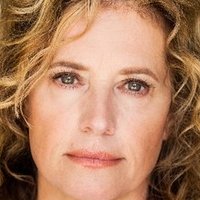 Nancy Travis Meztelen