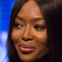 Naomi Campbell Meztelen