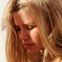NataLya Meztelen
