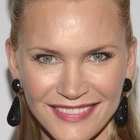 Natasha Henstridge Meztelen