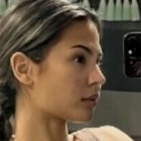 Nathalie Lok Meztelen