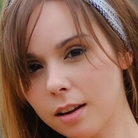 Nature Girl Nat Meztelen