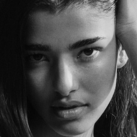 Nicole Summers Meztelen