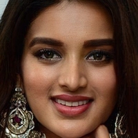 Nidhhi Agerwal Meztelen