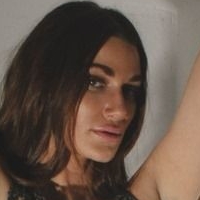 Niia Bertino Meztelen