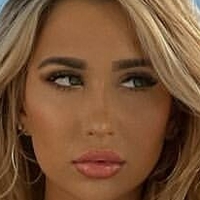 Nikita Sullivan Meztelen